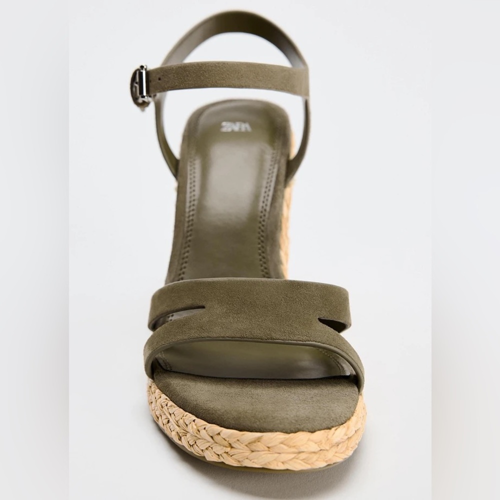 ZARA LEATHER WEDGES KHAKI GREEN
WORN ONCE SIZE 6 - Picture 7 of 7